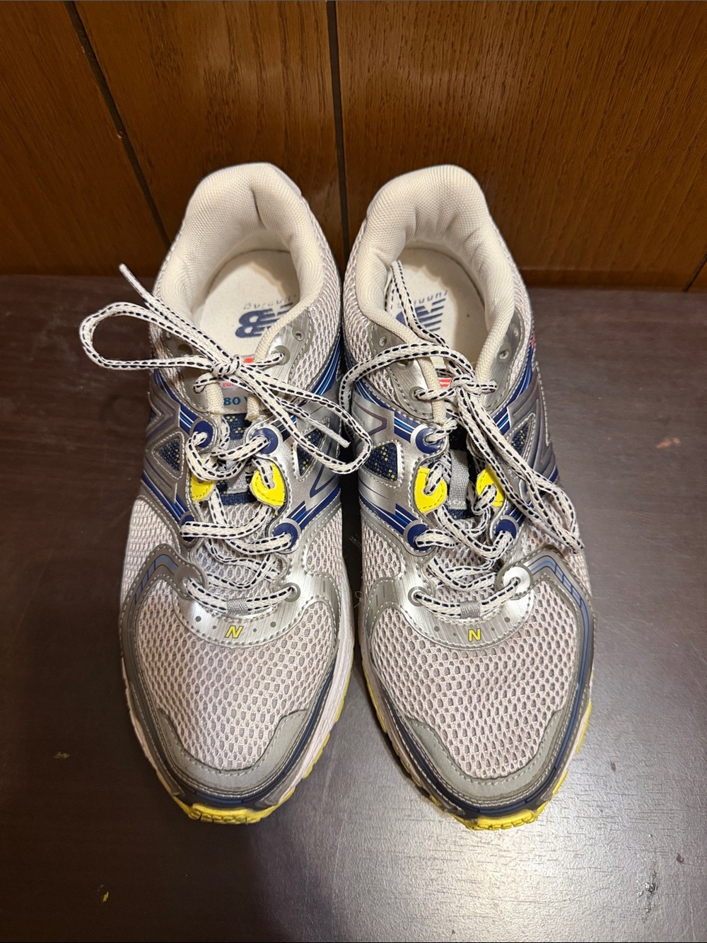 New Balance 680 V2